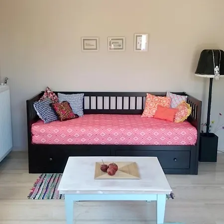 Eleni Apartment *